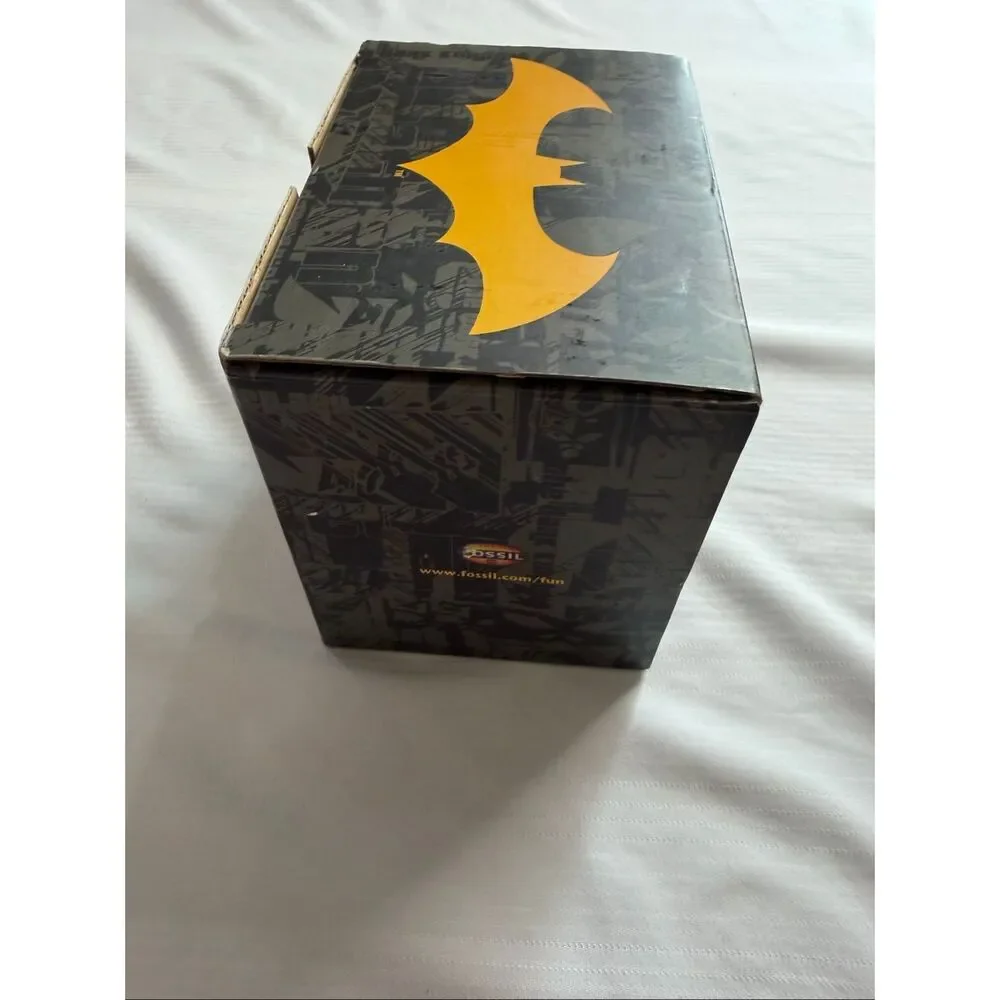Fossil LI2521 Batman Legend Watch Limited Edition 3000 Made Worldwide